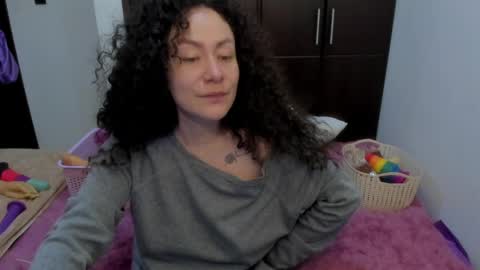  Wen  online show from 05-22-26, 03:13