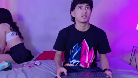 laura_and_kevin online show from 09-11-25, 01:44