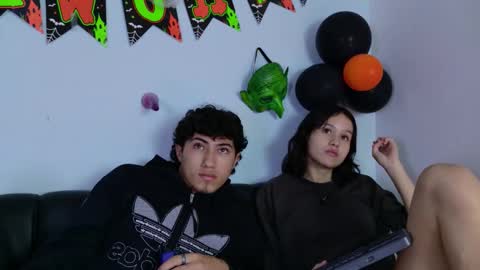 laura_and_kevin online show from 10-07-25, 04:37