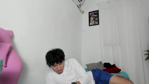 laura_and_kevin online show from 02-05-26, 09:30