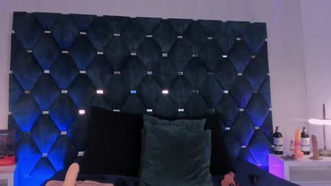 Snapshot of laura_bassi chatting on 01-15-25, 01:20 Laura Bassi online show from 01-15-25, 01:20