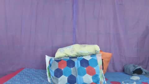 Laura online show from 12-18-24, 05:42