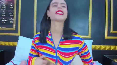 L A U R A online show from 11-17-25, 12:00