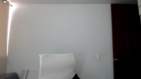 Laura online show from 06-16-26, 09:28