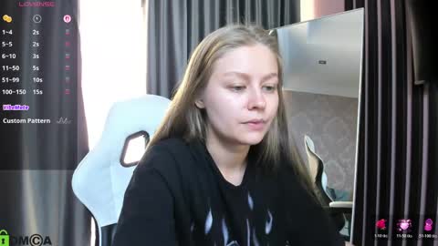 Laura online show from 05-28-26, 02:36