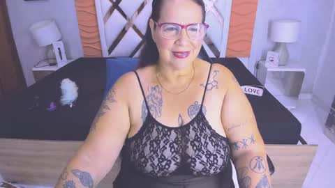 Laura online show from 05-03-26, 12:00