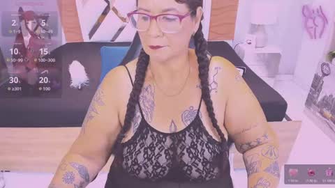 Laura online show from 05-09-26, 11:48