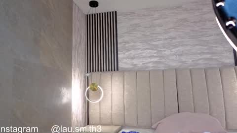 laura online show from 01-12-26, 11:26