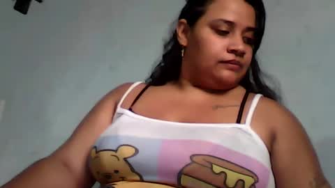 Snapshot of laura_sofia23 chatting on 10-06-25, 08:50 laura_sofia23 online show from 10-06-25, 08:50