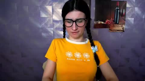 Laura online show from 02-15-26, 08:24