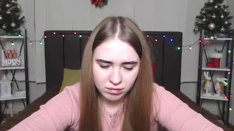 LauraHlot online show from 01-04-25, 09:20