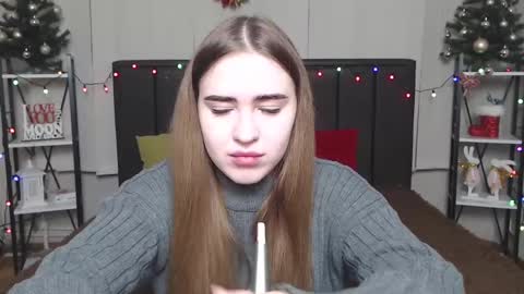 LauraHlot online show from 01-06-25, 06:52