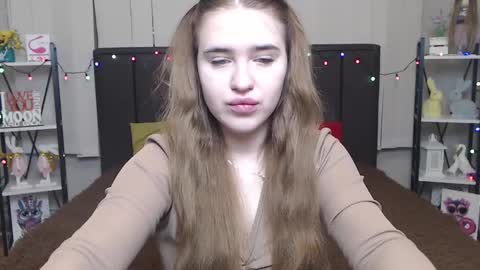 LauraHlot online show from 01-26-25, 07:09