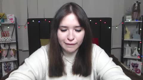 LauraHlot online show from 01-31-25, 09:48