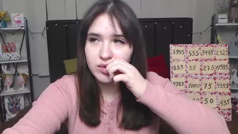 LauraHlot online show from 02-06-25, 01:27