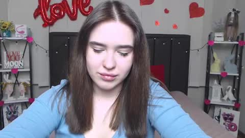 LauraHlot online show from 02-27-25, 12:21