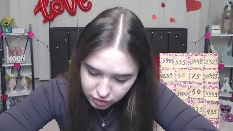 LauraHlot online show from 03-12-25, 04:46