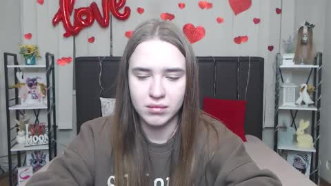 LauraHlot online show from 01-16-26, 06:23