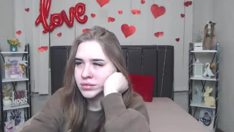 LauraHlot online show from 03-04-26, 06:30