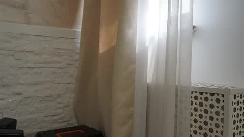 Snapshot of laurajinxxx chatting on 03-11-25, 08:30 LauraJinx online show from 03-11-25, 08:30
