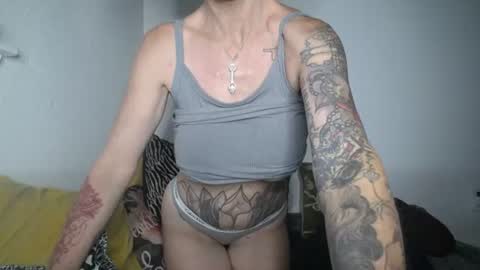 Lilian Banks online show from 08-03-26, 09:37