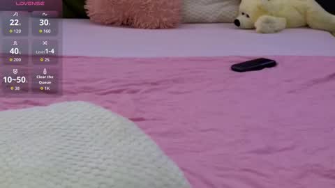 LauraMirage online show from 10-09-25, 07:50