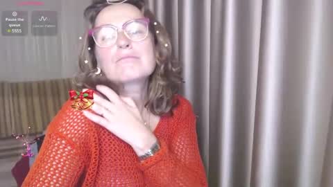 Lauraoven1 online show from 12-01-24, 04:29