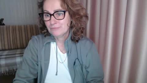 Lauraoven1 online show from 02-05-25, 12:49