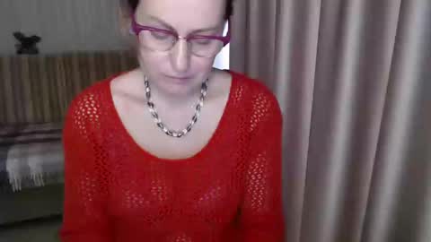 Lauraoven1 online show from 03-10-25, 07:21