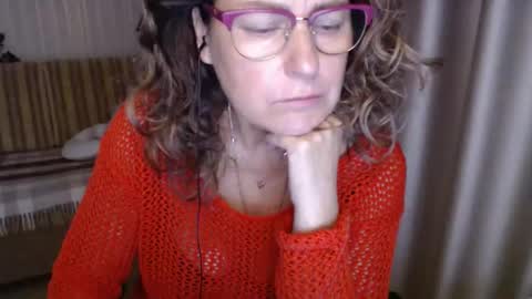 Snapshot of lauraoven1 chatting on 10-04-25, 08:01 Lauraoven1 online show from 10-04-25, 08:01