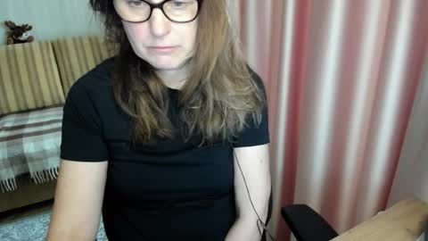 Lauraoven1 online show from 03-09-26, 02:32