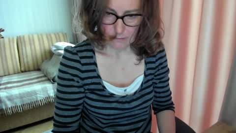 Lauraoven1 online show from 05-10-26, 08:08