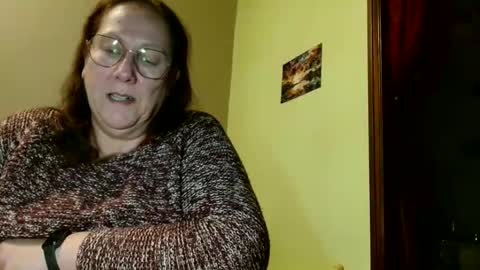 Snapshot of laureanne50 chatting on 02-16-25, 08:44 laureanne online show from 02-16-25, 08:44