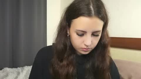 Monica online show from 09-19-25, 08:27