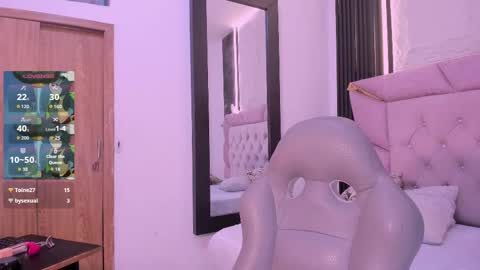 Laurem online show from 09-16-25, 07:26