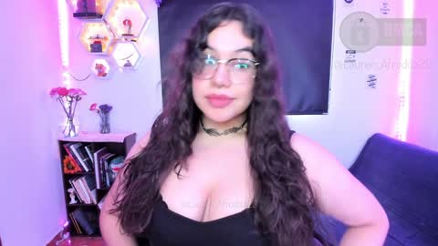 Snapshot of lauren_afrodita chatting on 01-25-25, 08:42 Im Lauren independent model online show from 01-25-25, 08:42
