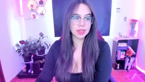 Snapshot of lauren_afrodita chatting on 02-22-25, 08:09 Im Lauren independent model online show from 02-22-25, 08:09