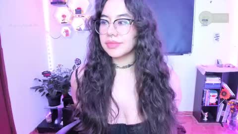 Snapshot of lauren_afrodita chatting on 03-01-25, 09:40 Im Lauren independent model online show from 03-01-25, 09:40