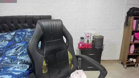 Lauren Independent model online show from 01-13-25, 10:24