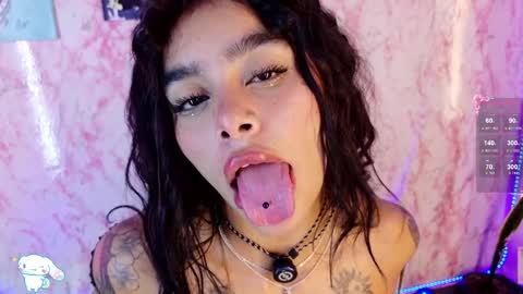 Snapshot of lauren_camila1 chatting on 04-02-26, 06:05 Lau online show from 04-02-26, 06:05