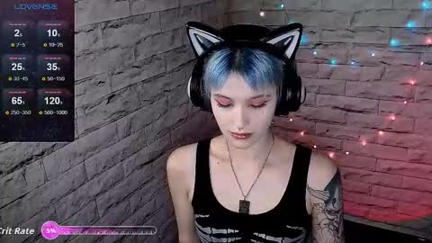 Eva online show from 11-24-25, 10:59