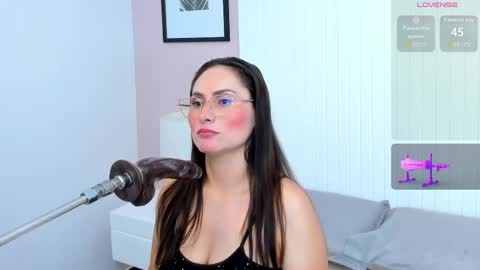 lauren_stone_ online show from 05-22-26, 07:19