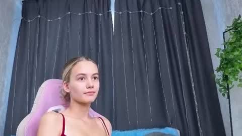 Lissa online show from 07-22-26, 01:14