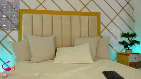    online show from 03-04-25, 03:33