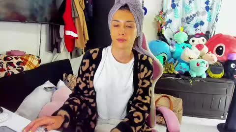 SF online show from 02-11-25, 07:48