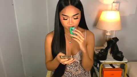 chloe3 online show from 06-25-26, 05:17