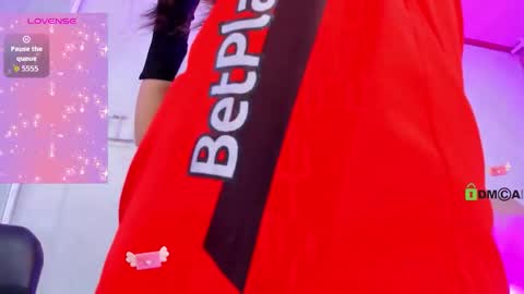 Lauren Hu online show from 11-05-25, 03:06