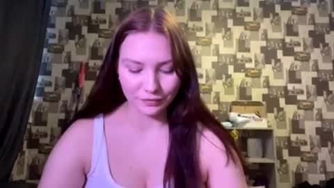 Hannah online show from 09-16-25, 04:19