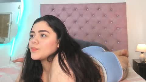 laurenlaine online show from 03-31-26, 04:40