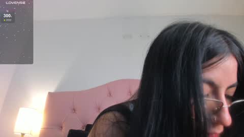 laurenn_smitth online show from 12-11-24, 03:37